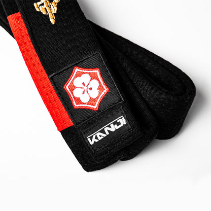 "WHITE BELT WHO NEVER QUIT" [Pre-Embroidery Black Belt / with Original]
